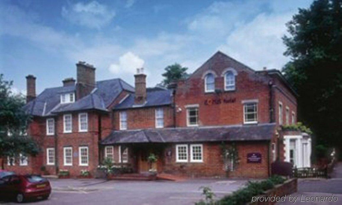 Waterloo Hotel Crowthorne Luaran gambar