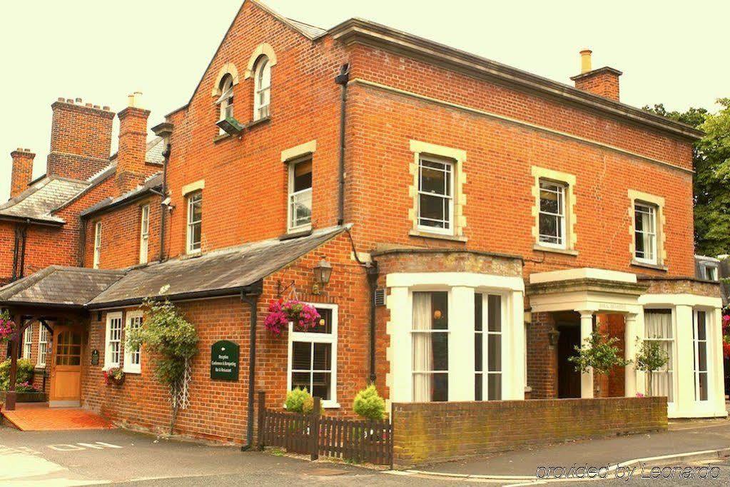 Waterloo Hotel Crowthorne Luaran gambar