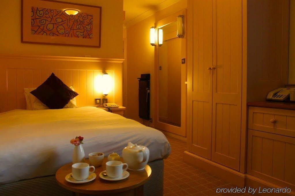 Waterloo Hotel Crowthorne Bilik gambar